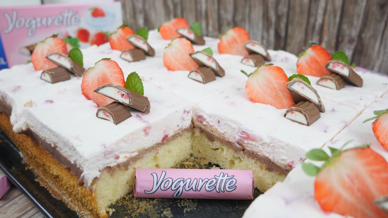 Yogurette Schnitten Rezept / Erdbeer Schmand Schnitten