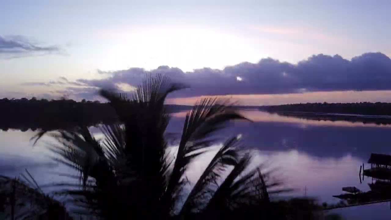 Beautiful sunrise at Overbridge River Resort