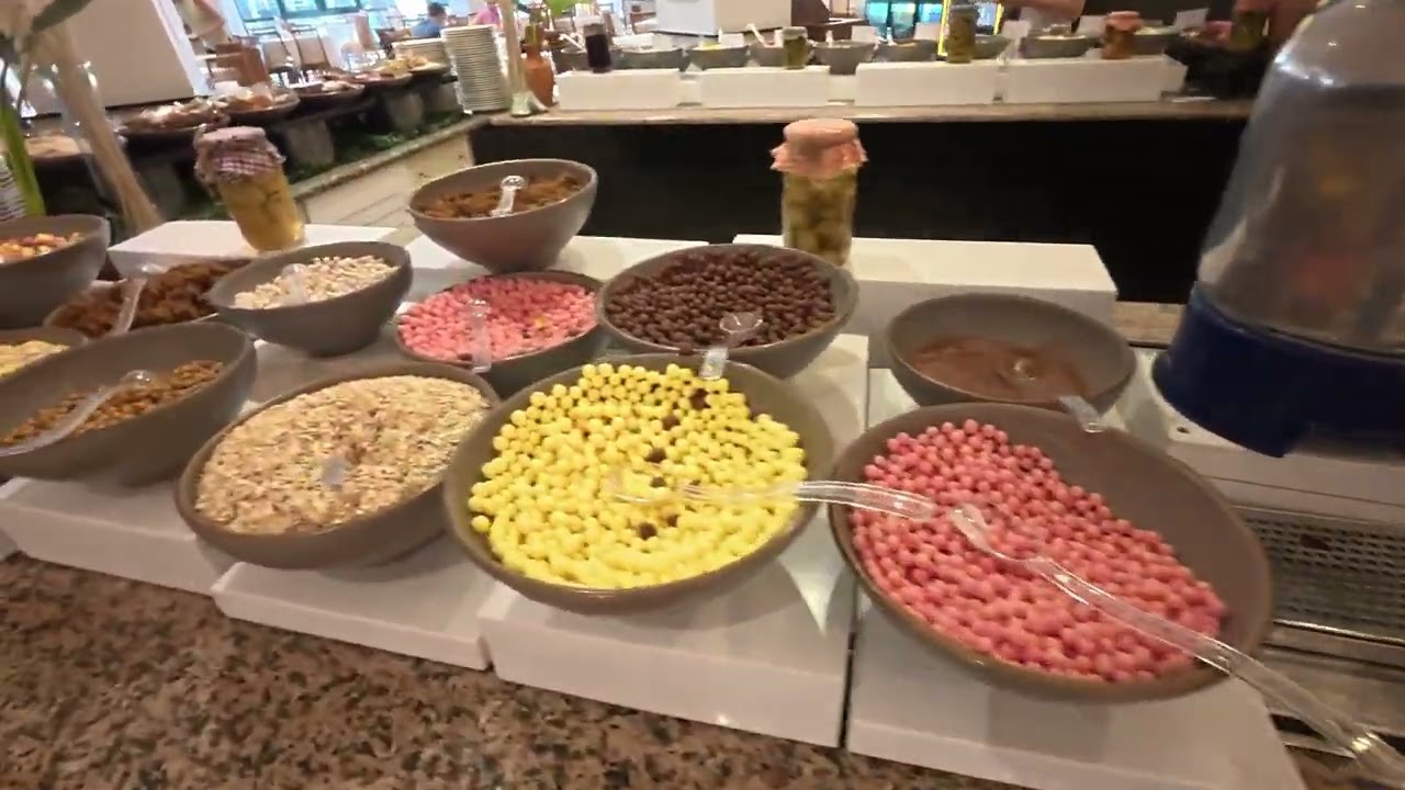 ADORA HOTEL & RESORT Breakfast