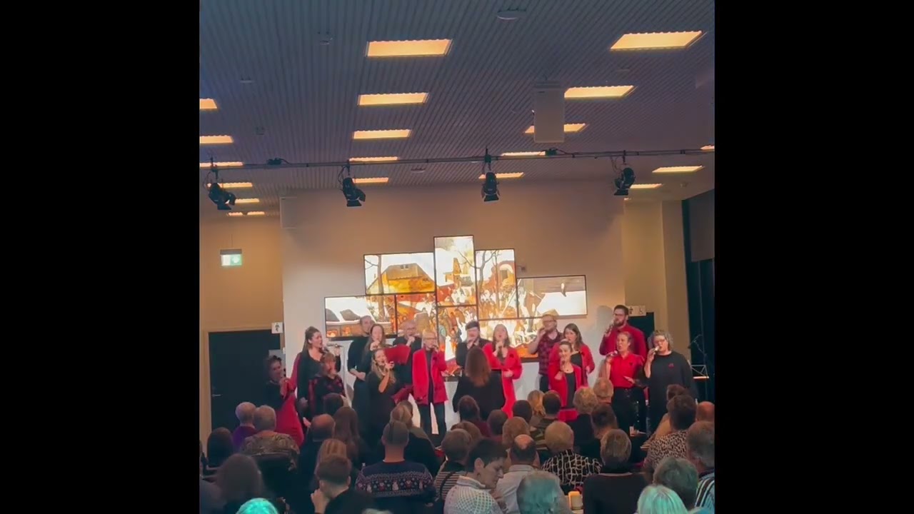 Randers Teater Kor: I en stjerneregn af sne