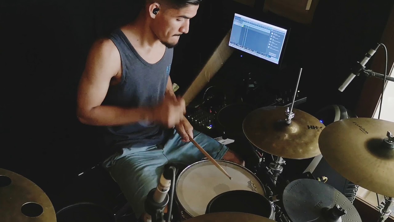 Dios es amor ( Un coraz&oacute;n &hearts;) Drums cover