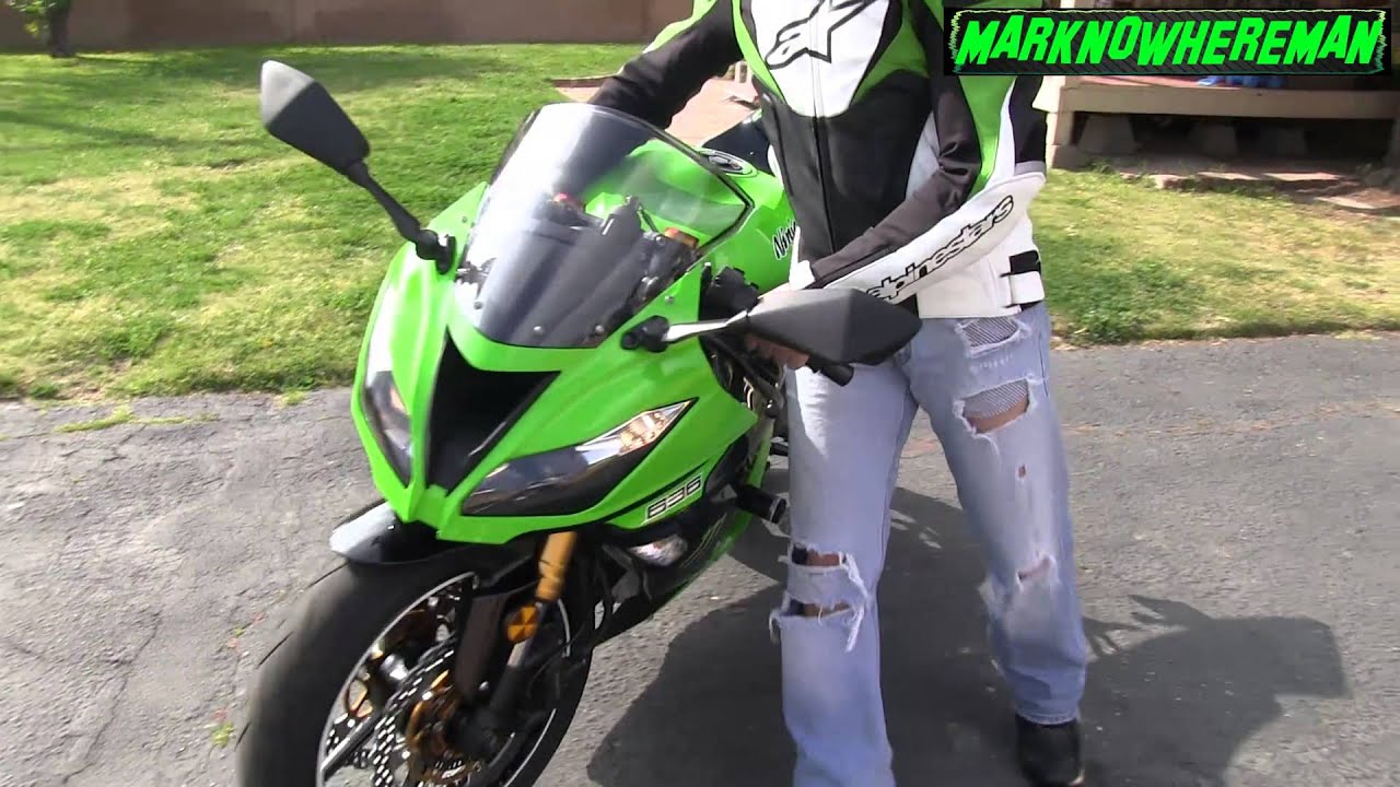 Kawasaki Ninja 636 ZX6R with M4 GP Style Exhaust 