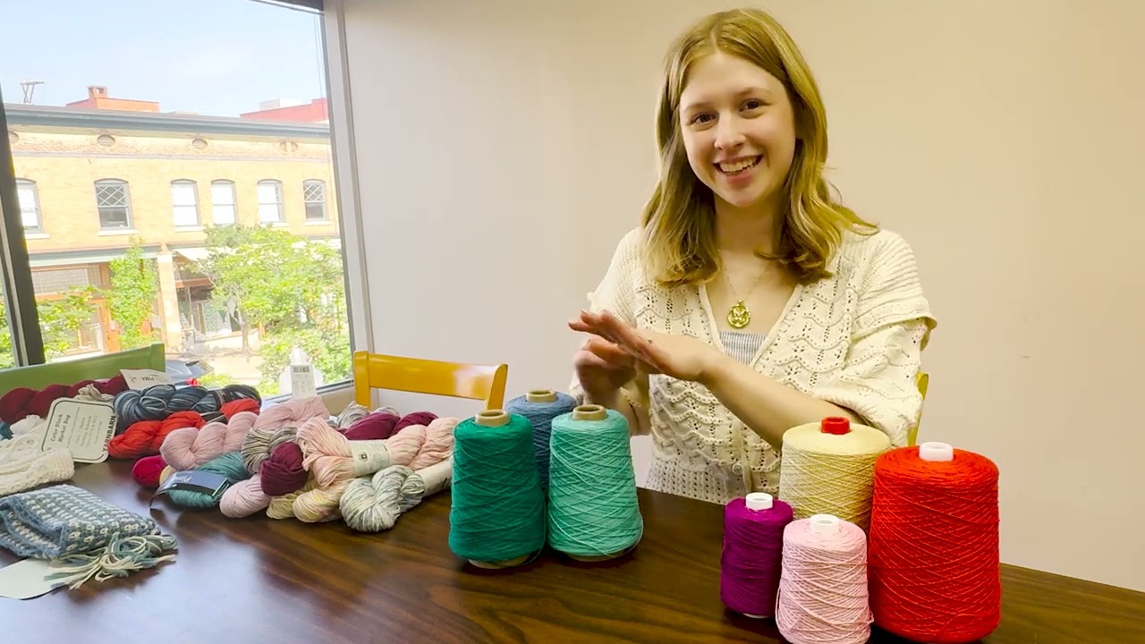 What is mercerized yarn and how does it compare to unmercerized yarn?