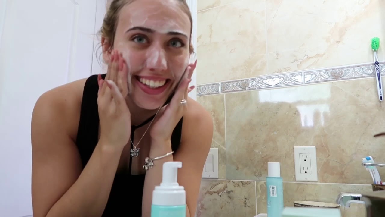 CLINIQUE ACNE SOLUTIONS REVIEW