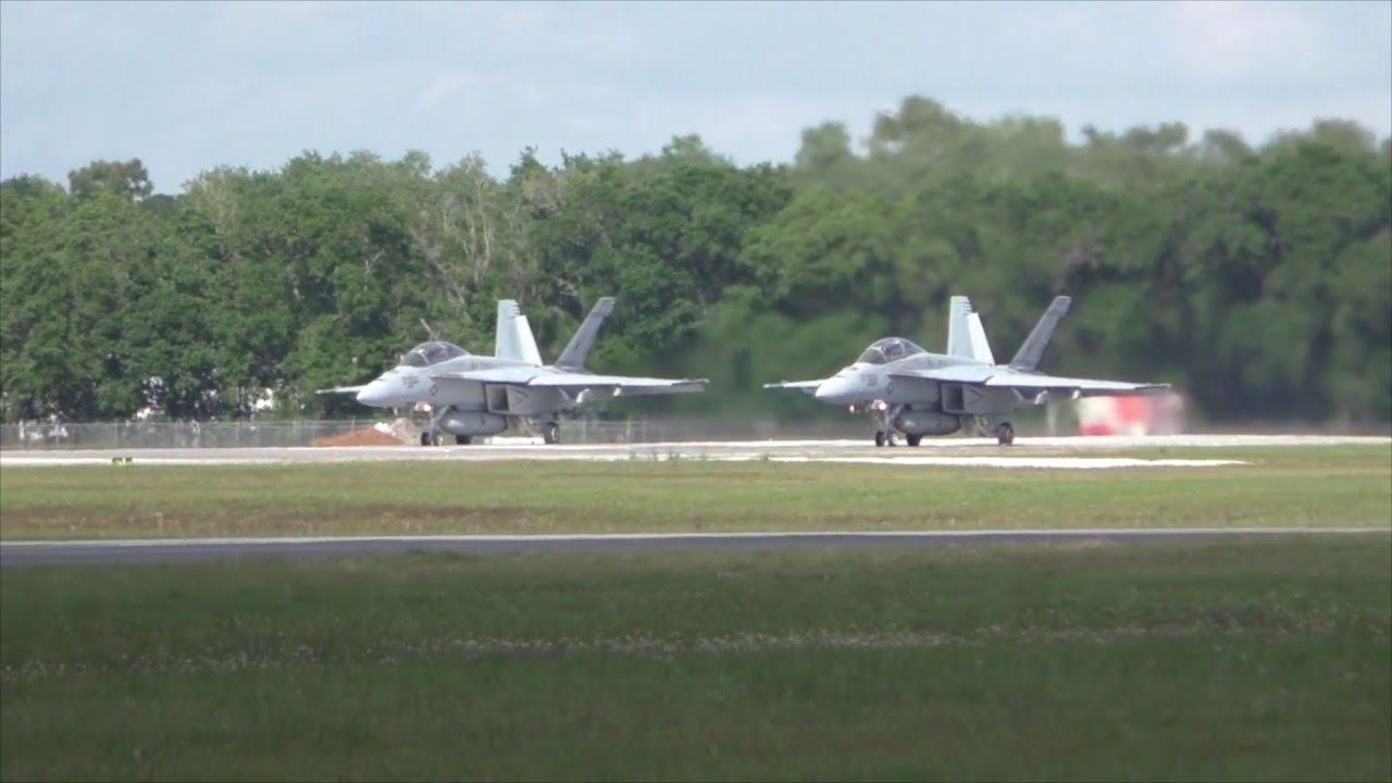 2 F-18 Super Hornets take off & unrestricted climb!