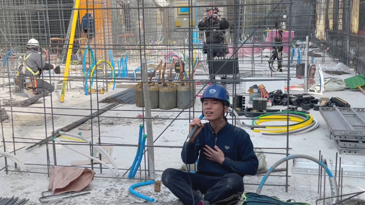Lại Một Năm Xa Quê Hát Tại Công Trường Hàn Quốc Khiến Anh Em Xôn Xao