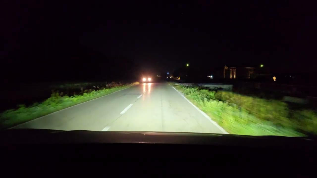 Leapmotor B10: prova fari Full Led in guida notturna