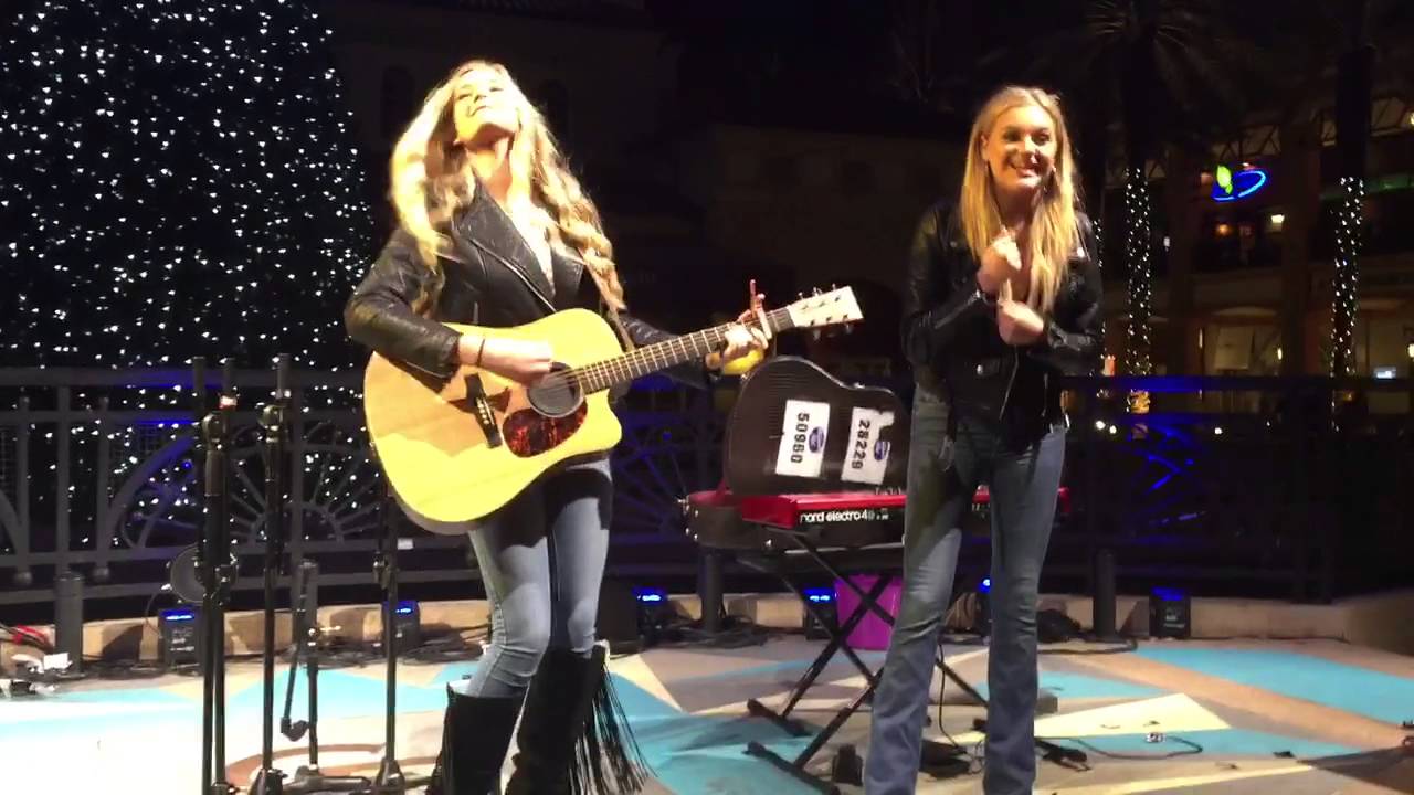 Emily Brooke & Kelsea Ballerini sing 