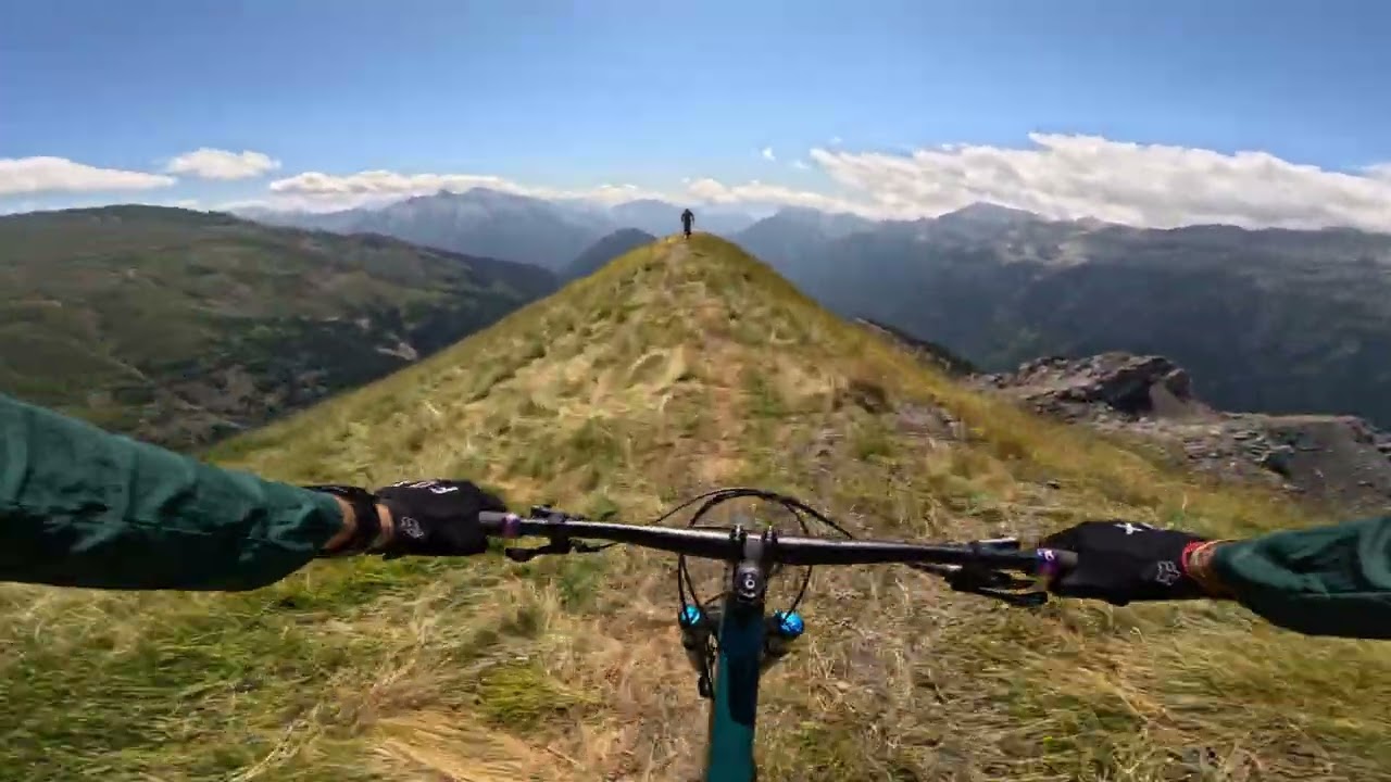 DH Pico Comodoto (2.354 m) 1/5