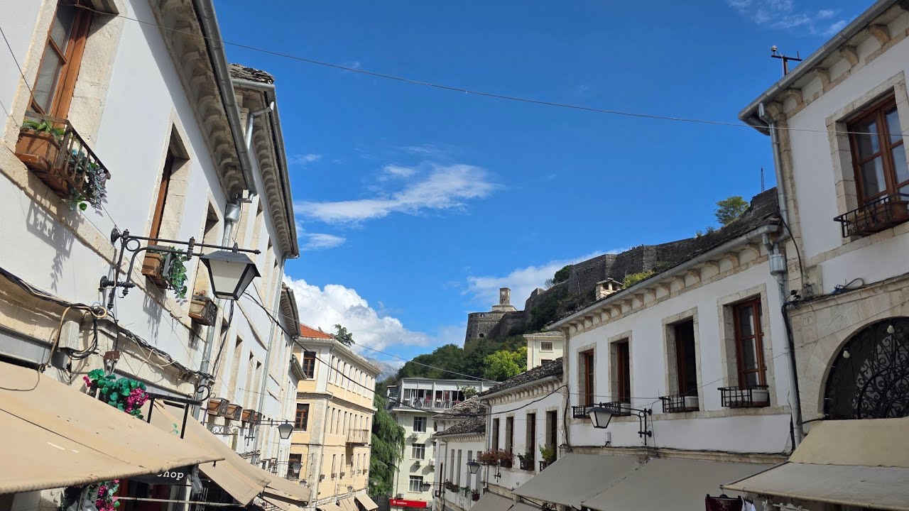 كم هي جميلة المدينة القديمة #فلورا # ألبانيا.         Old town #Vlore #albania 