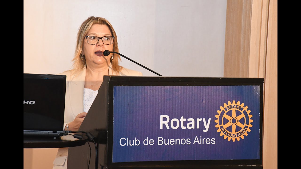Andrea Heins en el Rotary Club de Buenos Aires