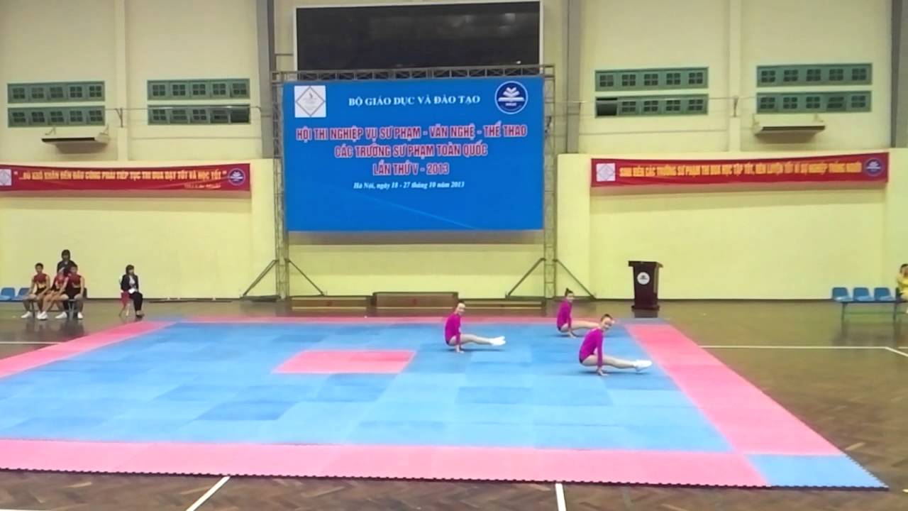 CLB Aerobic trường Đại Học Sư Phạm Thái Nguyên: Bài 3 người