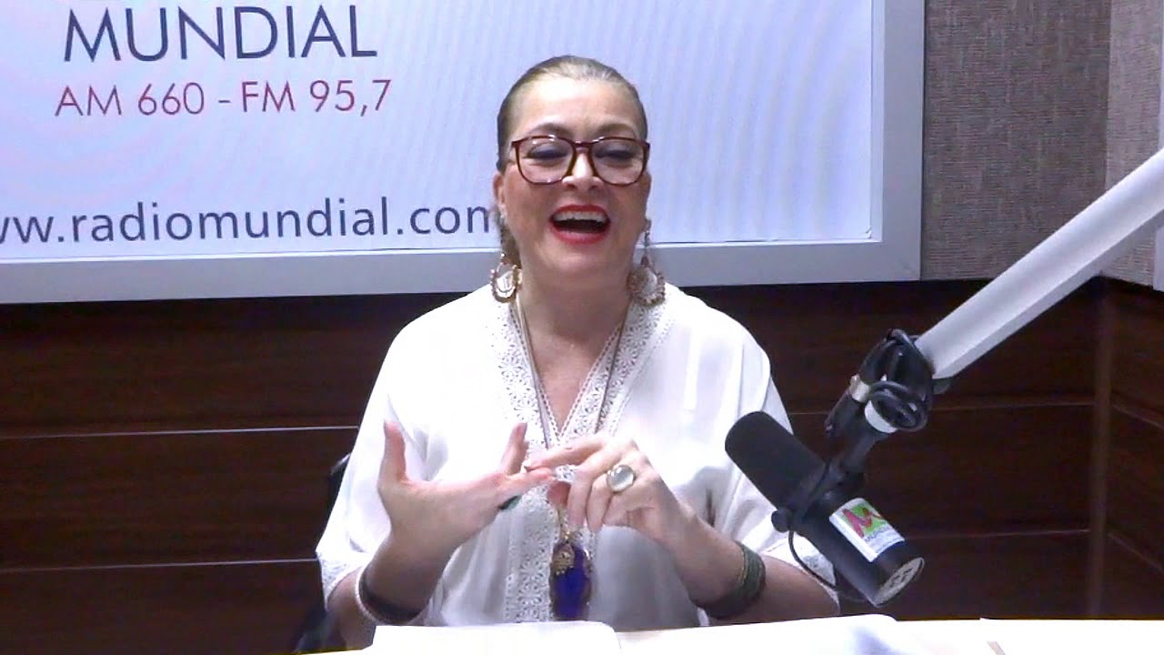 Limpeza da aura, Carma, Namorado distante | Monica Buonfiglio Rádio Mundial 03/03/2019