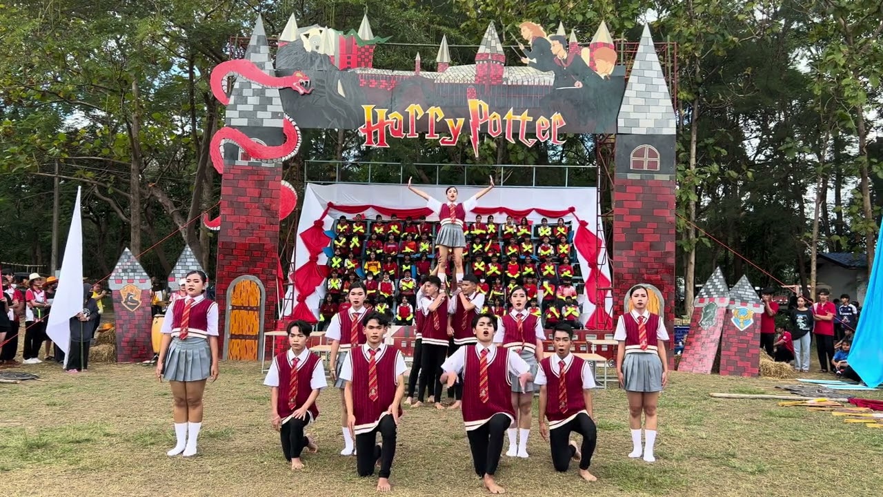 คณะสีแดง ธีม Harry Potter การประกวดกองเชียร์และเชียร์หลีดเดอร์