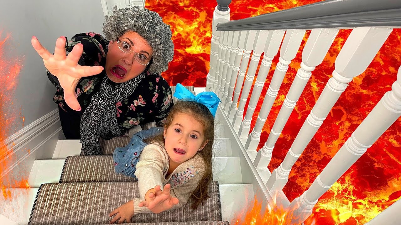 The Floor is Lava Pretend Play Story with Ruby and Bonnie