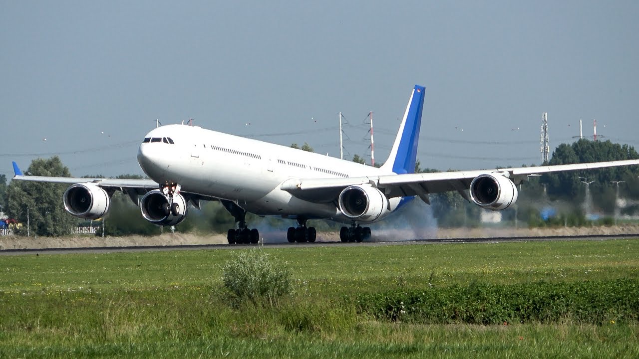 30 Minutes Of Stunning Plane Spotting at Amsterdam Schiphol Airport (4K)