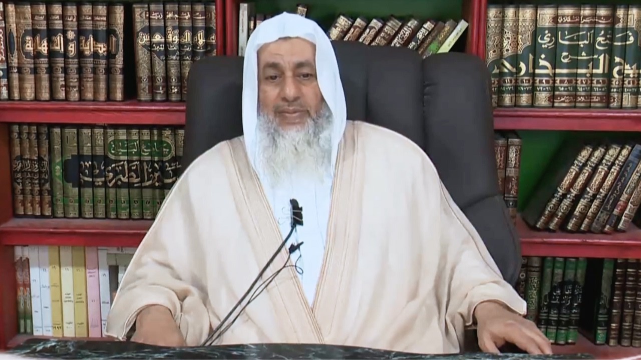 هل يُبعث الناس يوم القيامة في عمر واحد؟ وما الدليل الشرعي؟ الشيخ مصطفى العدوي