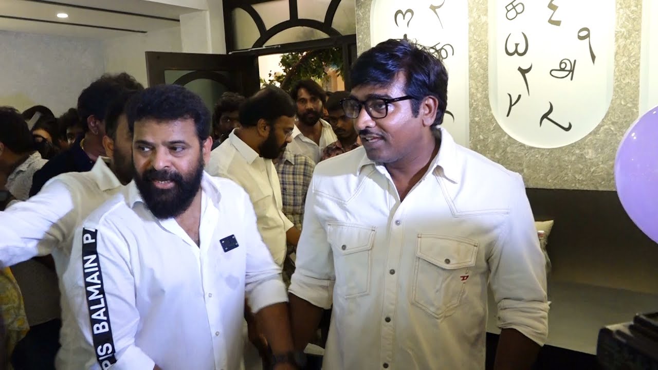 புது Getup-ல் அமீர் டீ கடையில் Vijay Sethupathi | Ameer Coffee Shop Opening Ceremony, Tamil Cinema