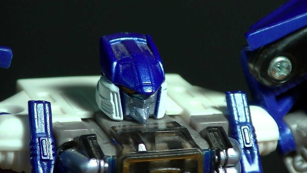 Transformers Robots In Disguise: Deluxe Class Prowl (Supercharged) Review