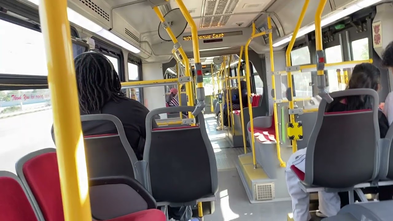 #9077 TTC 2014 NOVABUS LFS ARTIC RIDE ROUTE 902