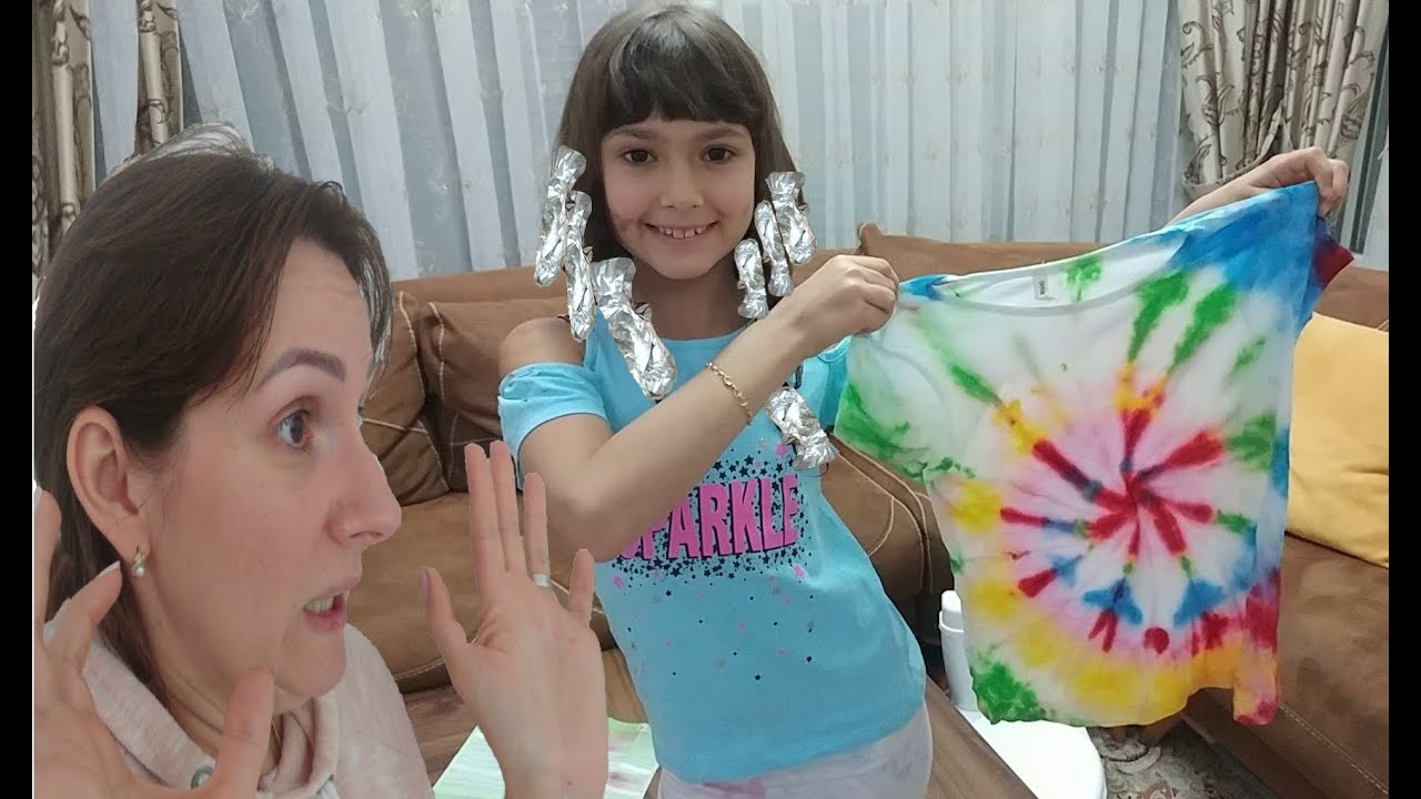 Elif'in Saçını boyadık, Tattoo yaptık, Tshirt'ünü gökkuşağı yaptık. Elif ile Eğlenceli Video