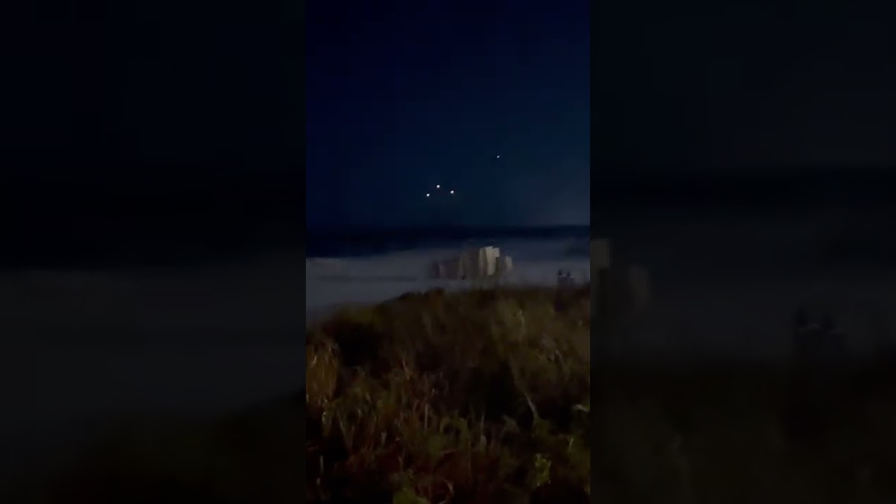 UFOs over Naples, Florida. Video taken at LaPlaya Beach Club #aliens #ufo #naples #osbournesbelieve