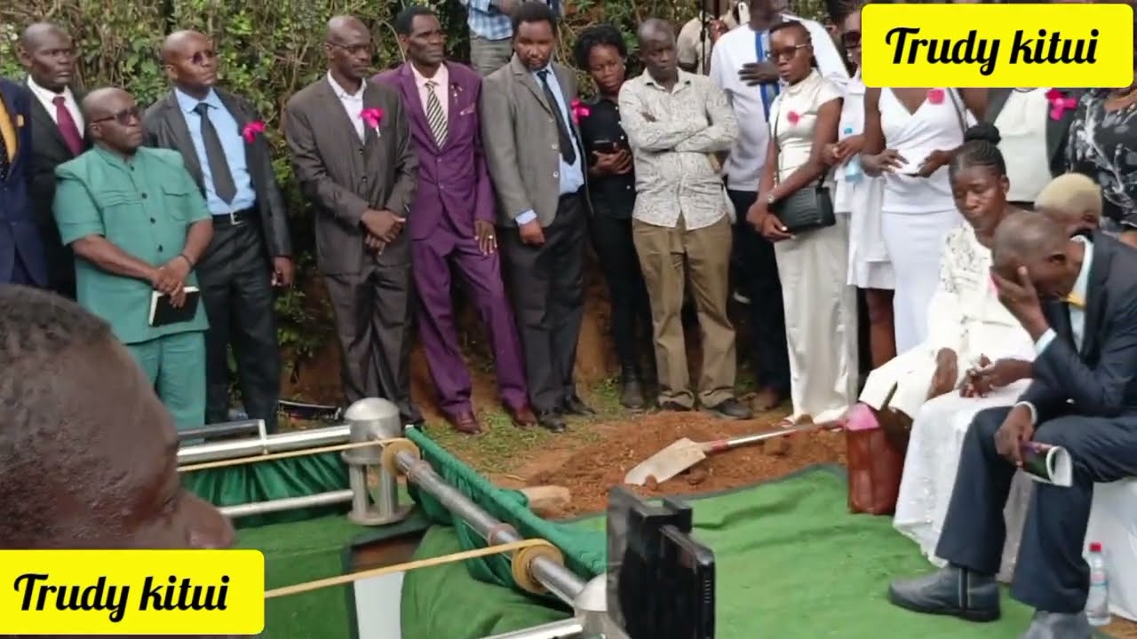 EMOTIONAL 😭😭😭 AS DIDA OF SULTANA FINALLY LAID TO REST LOULOU HASSAN, & TRISHA KHALID IN TEARS