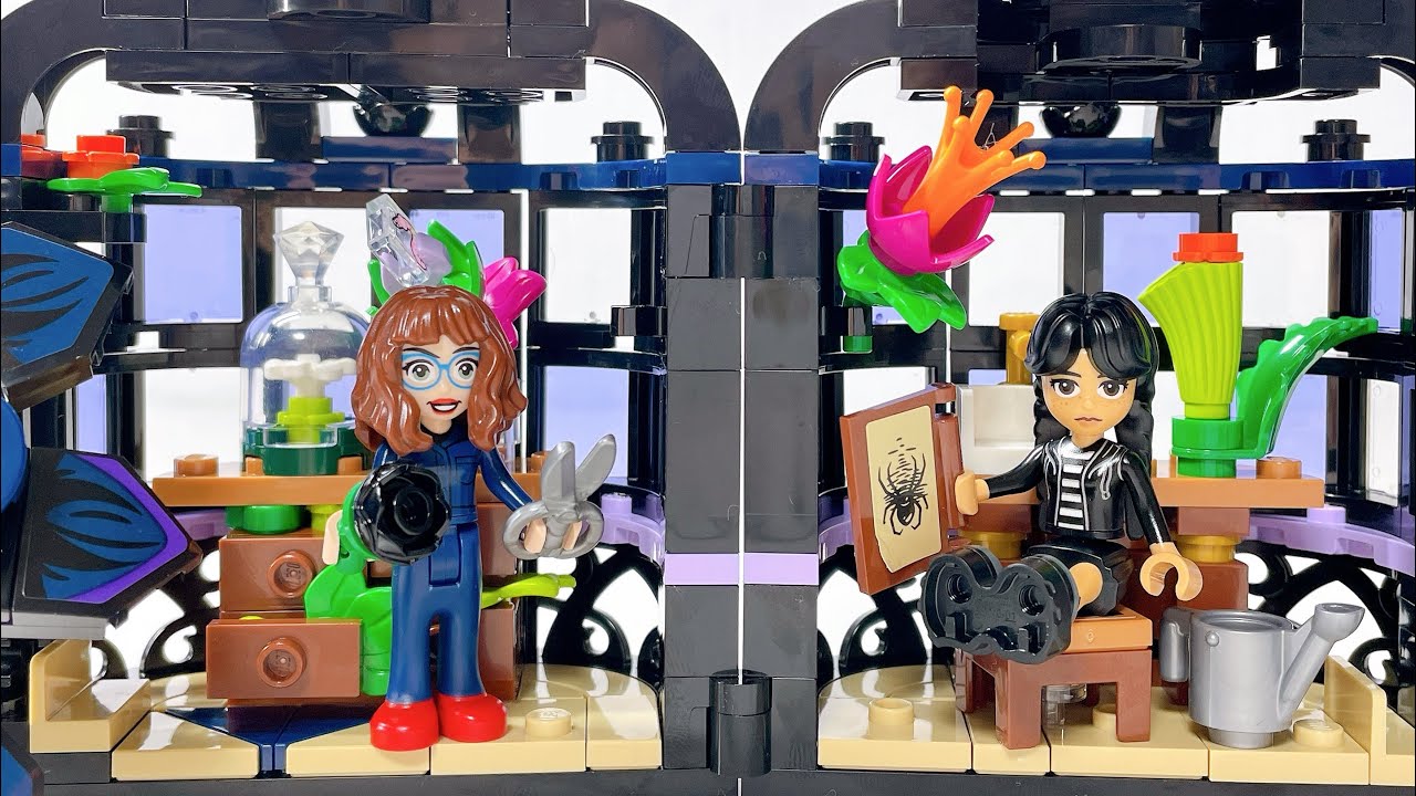 Сборка и обзор Lego Wednesday: Черный георгин 🥀