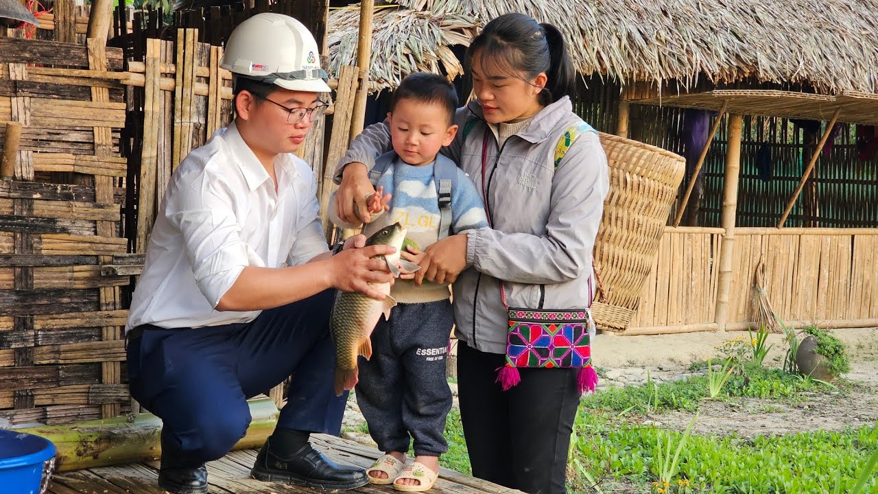 A 17-year-old single mother went to pick fruit to sell at the market and was happy with the engineer