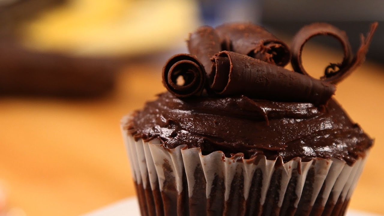 How to Make Chocolate Curls | Candy Making