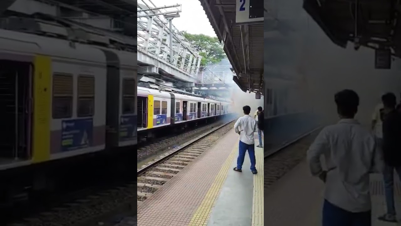 Overhead Wires Catch Fire At Mulund Station | Mumbai Local Update #shorts