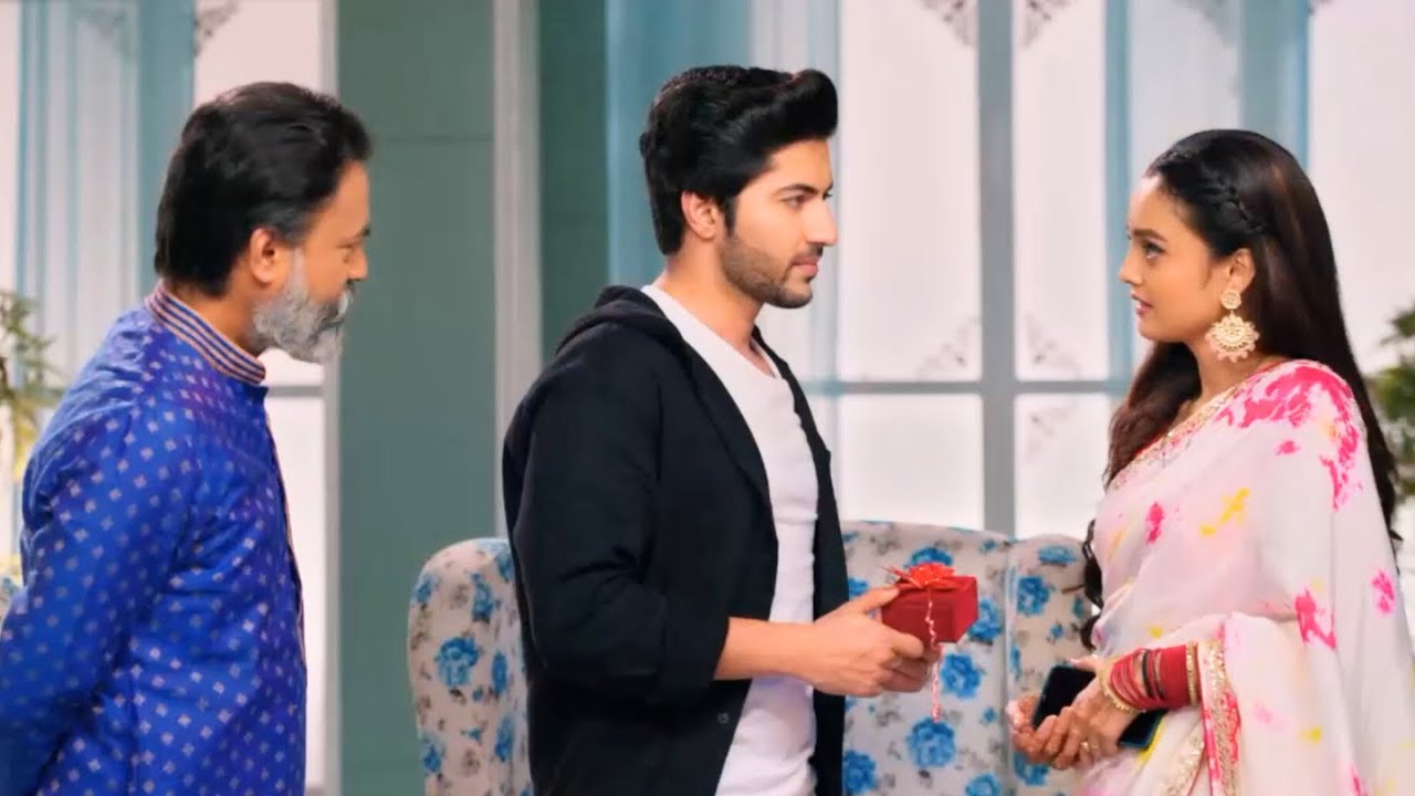 Suhaagan EP 471 Promo: Vedant Ne Swara Ko Diya Bada Gift, Dhwani Ke Ude Hosh