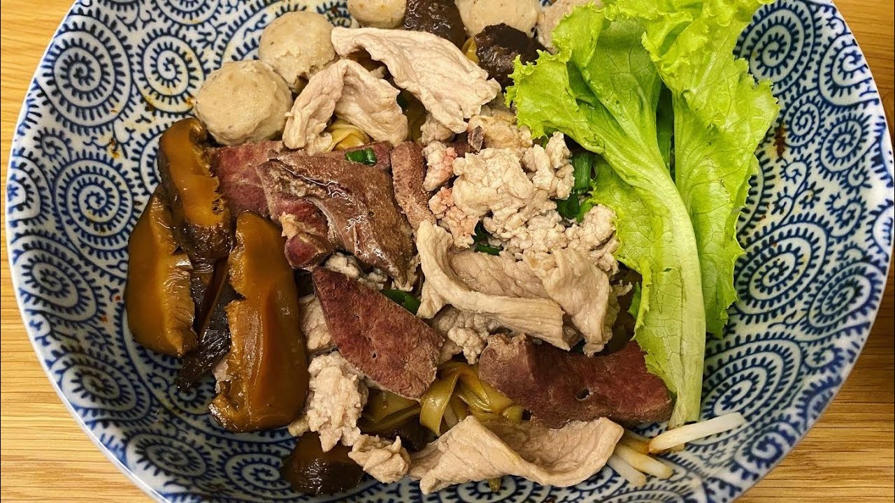 Bak Chor Mee (Minced pork noodles) recipe