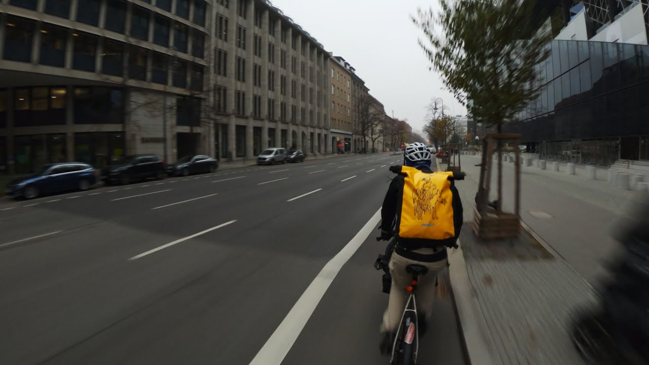 Follow Christophe M3 || Berlin Bike Messenger