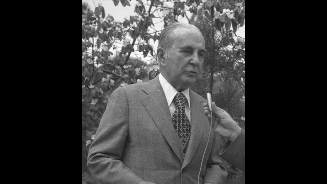 Münir Nurettin Selçuk - Aziz İstanbul