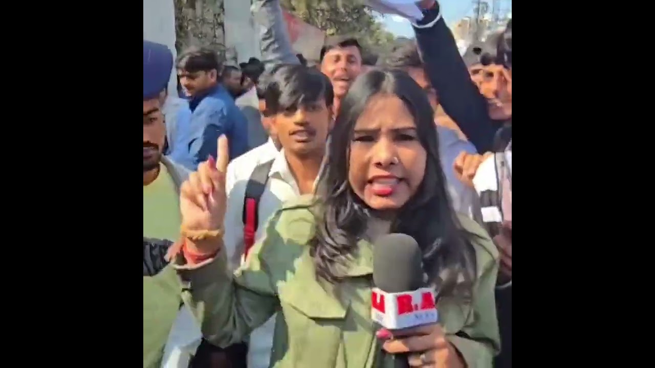 Bihar Boys Molest Woman Reporter While Taking Exam Reviews | Shocking Incident