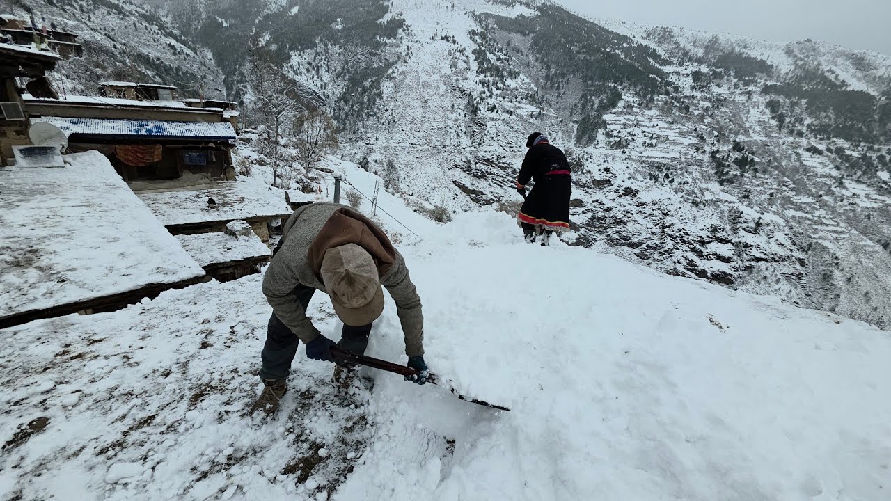 Naturally Most Beautiful Nepali Mountain Village Life || Rural Documentary Video || Beautiful Narure