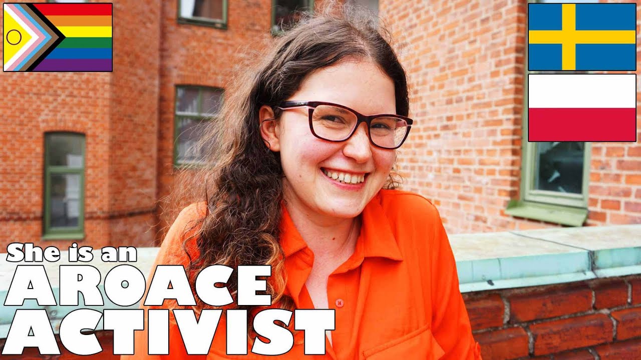 She is an AROACE ACTIVIST