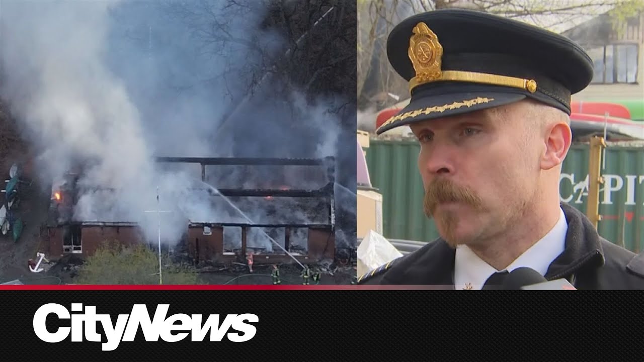 3-alarm fire rips through Toronto Humber Yacht Club
