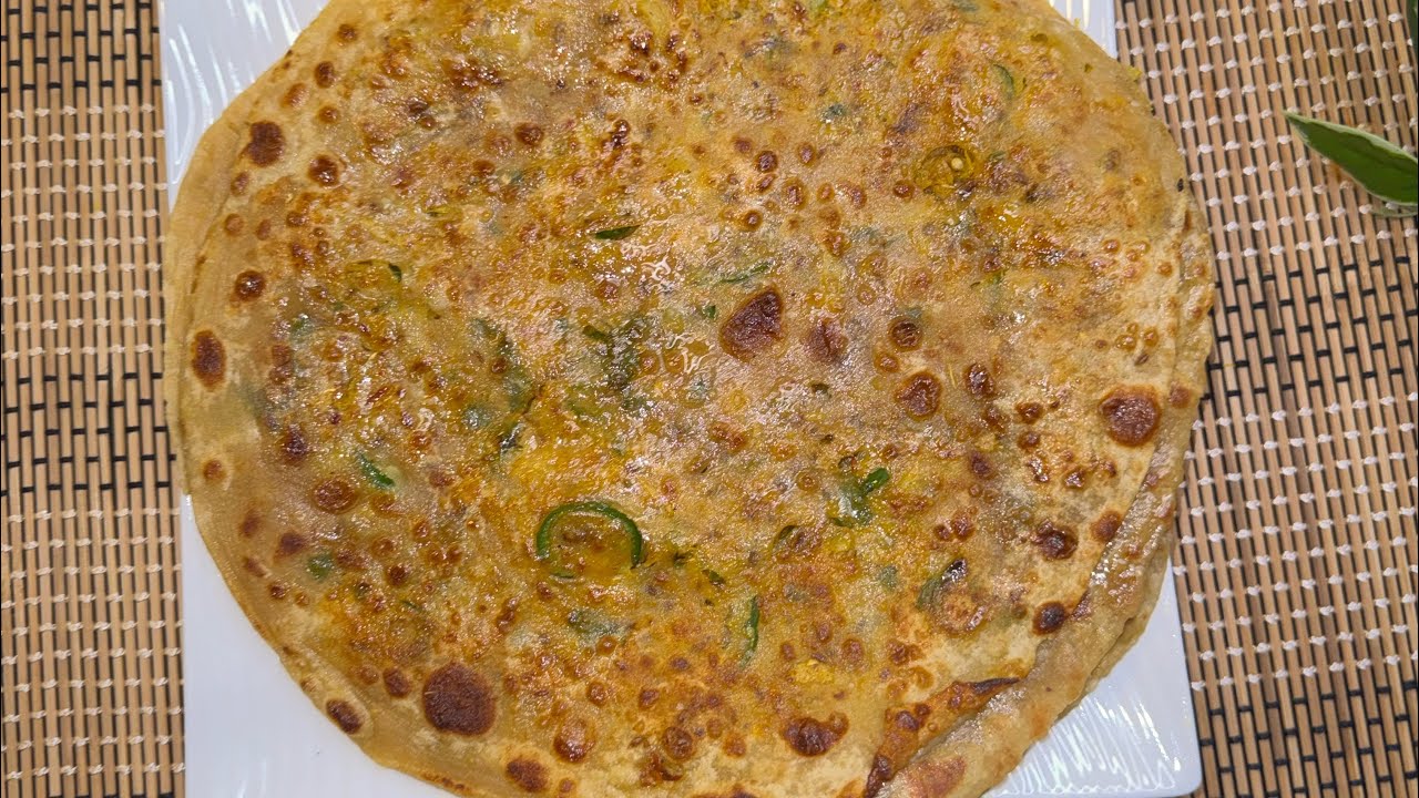Mooli ka Paratha #moolikaparatha #food #foodie #paratha #desifood #indianfood #pakistanifood #viral 