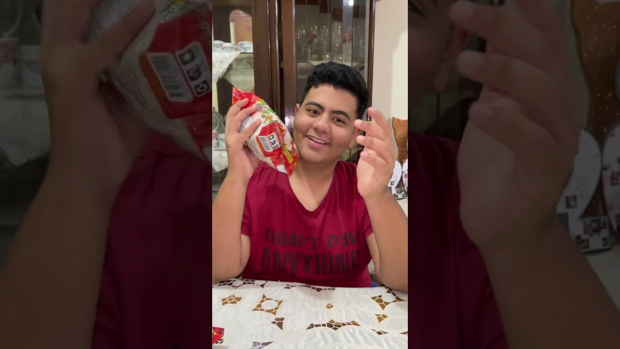إشتريت كرتونة كرتيه فيها 15 كيس ب 45 جنيه بس وكلهم فيهم هدايا وياخوفى من الهدايا 😂 | KOTTA |