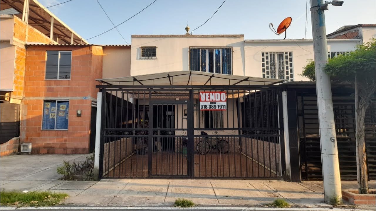 Se vende casa de dos pisos Barrio Chapinero Sur Palmira Valle del Cauca Colombia