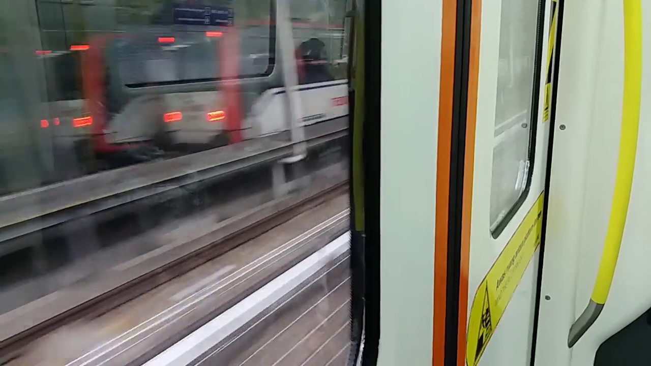 {Heavy Rain}Full LRT Ampang Line - CSR Zhuzhou 