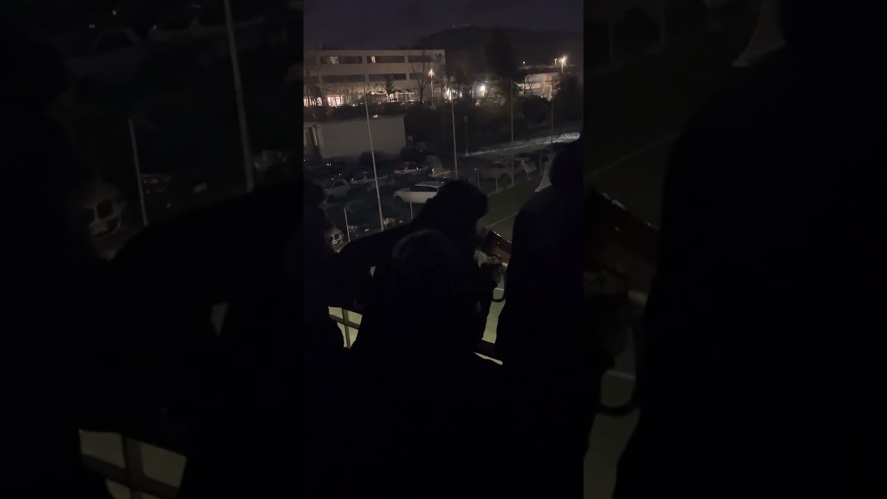 Incontro tifoseria squadra.