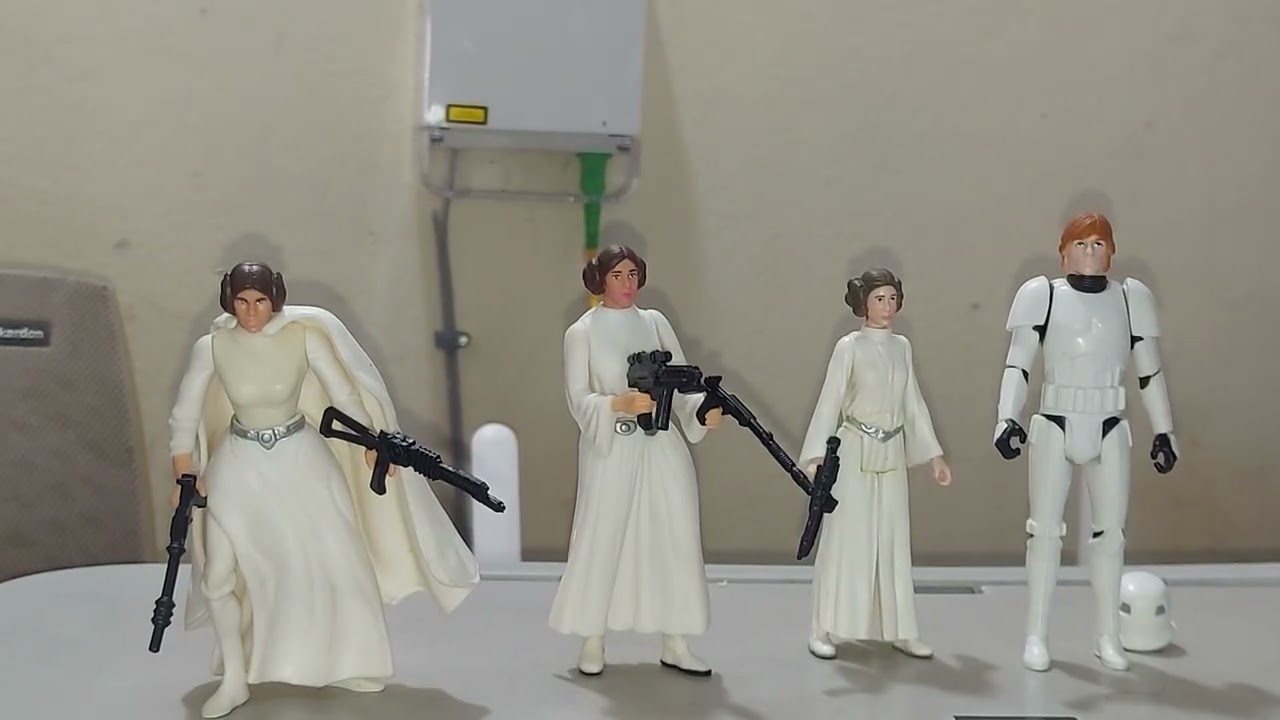 POTF2 1997 Princess Leia Organa All new likeness with blaster rifle amd long barreled pistol 11 8 20