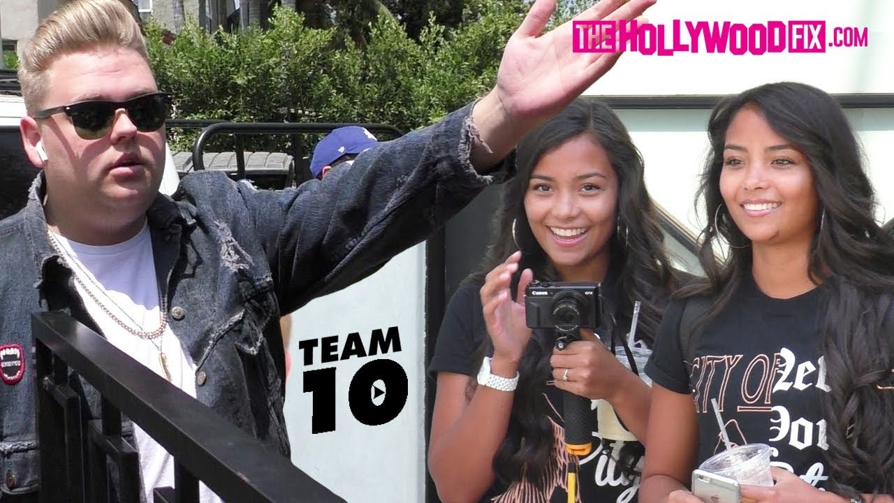 Джейк Полерс пытается проникнуть в дом «Команды 10», но его ловит и выгоняет Ник Кромптон