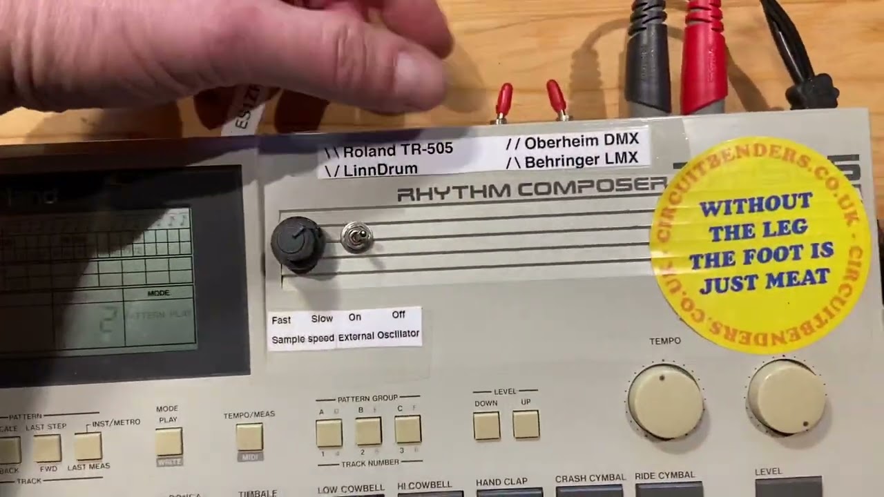 Circuitbent Roland TR-505 (Thanx circuitbenders.co.uk!)