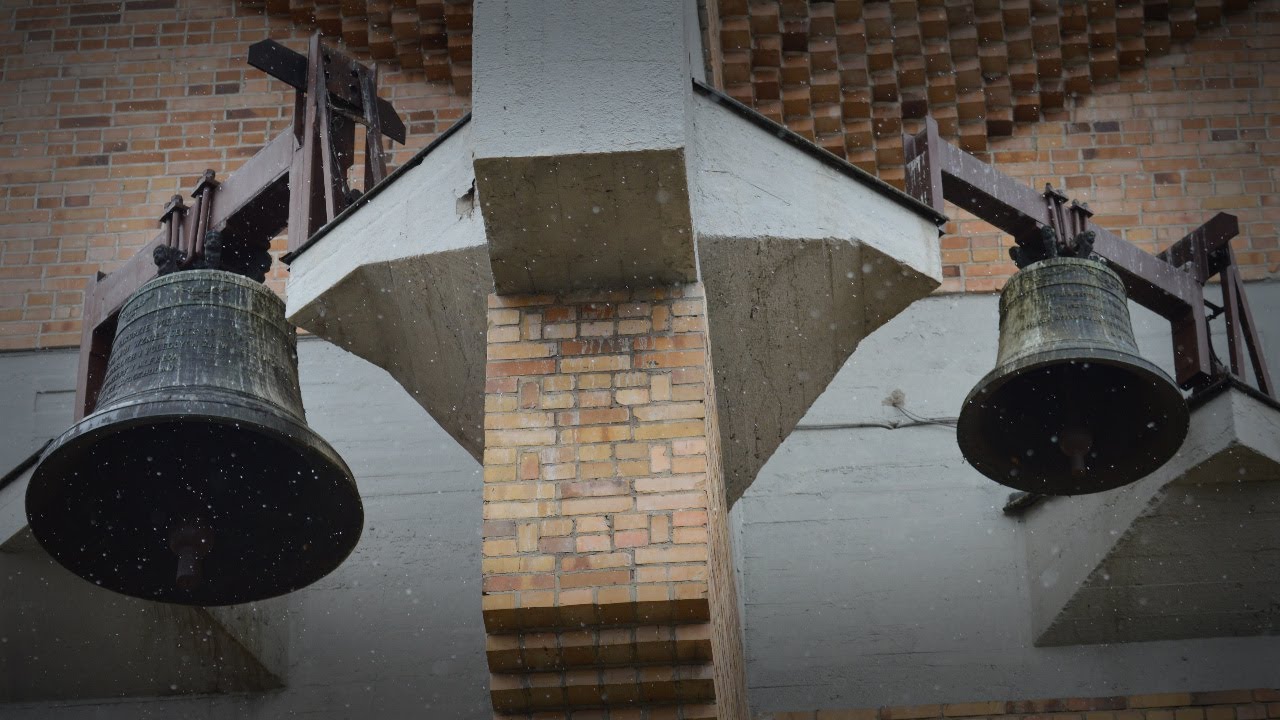 Kraków-Szklane Domy - Dzwony kościoła pw. Matki Bożej Częstochowskiej