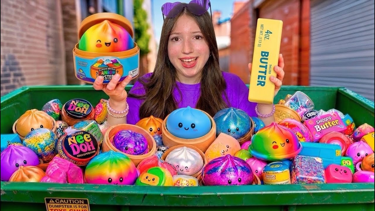 Я нашел ВИРУСНЫЕ СКВИШИ в МУСОРКЕ! 😱😳🗑️