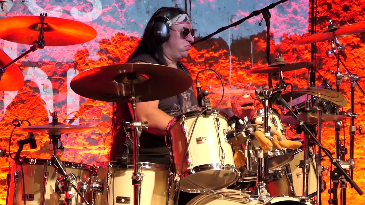 Happy New Year 2026 - Harry Reischmann  - First Drum Solo of the Year